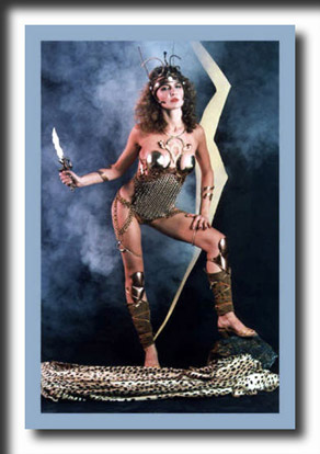 Barbarian Queen with ray knife costumes fashion photography photography 